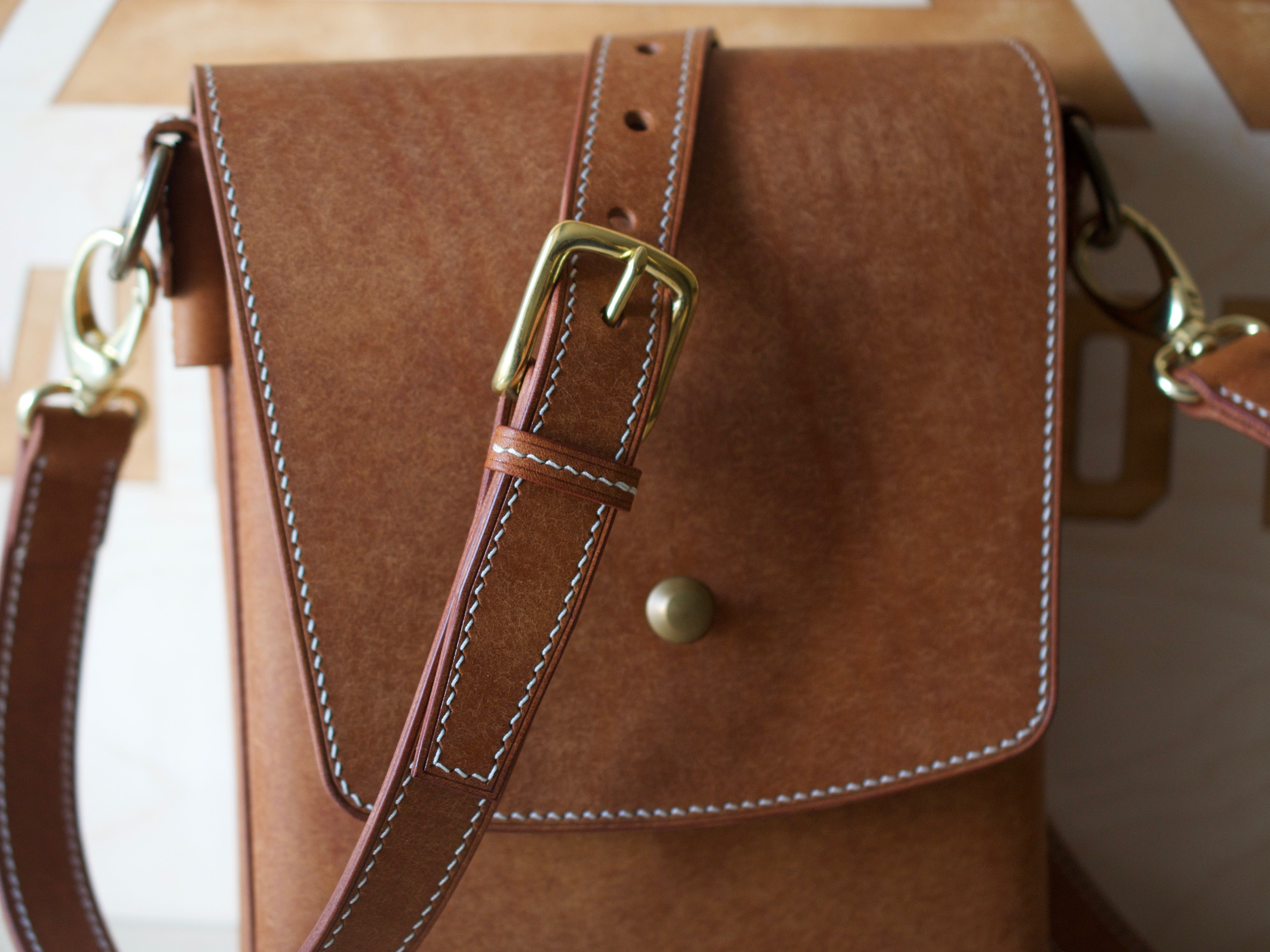 Cross Body Bag - Badalassi Carlos Pueblo Leather (Cognac)