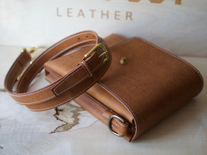 Cross Body Bag - Badalassi Carlos Pueblo Leather (Cognac)