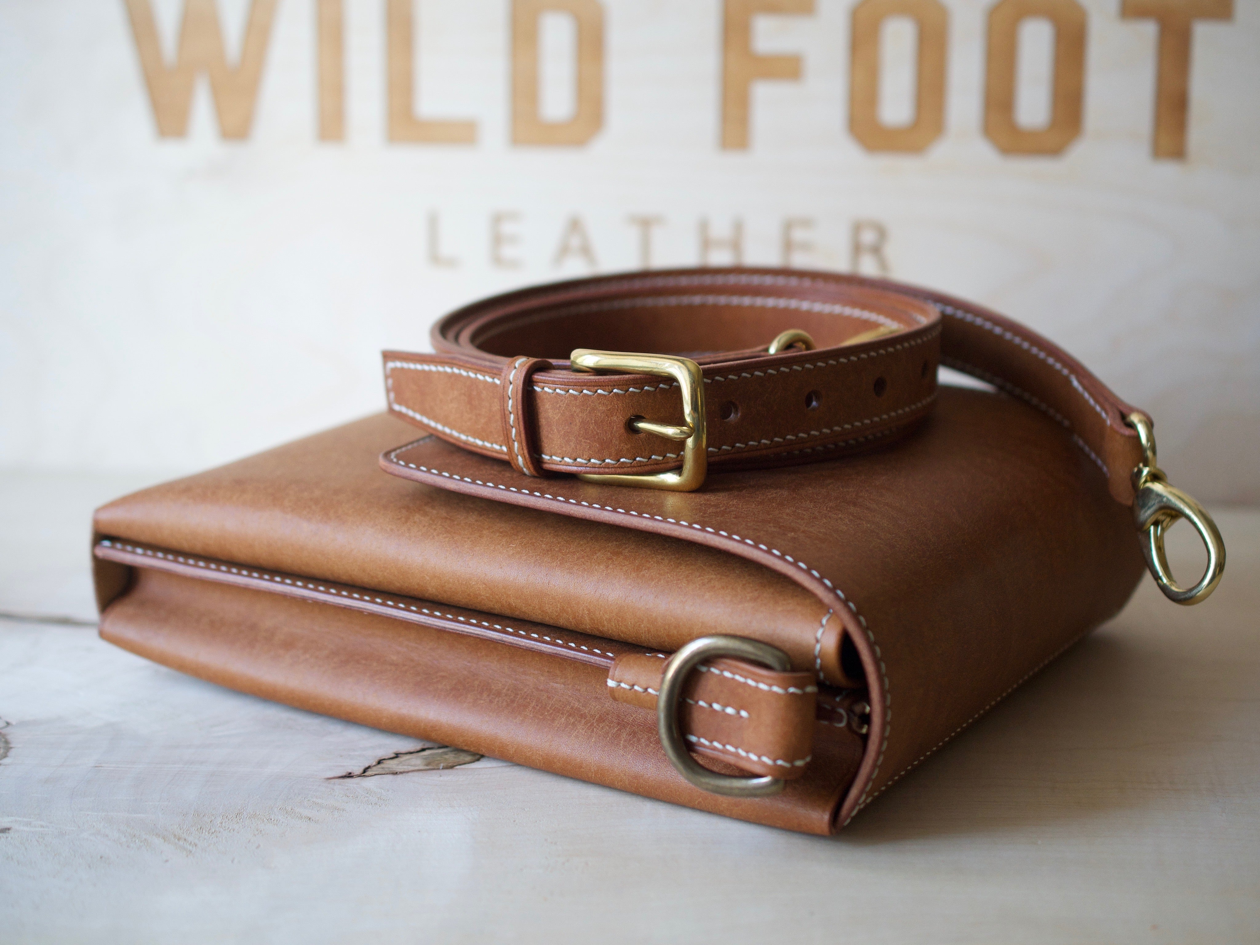 Cross Body Bag - Badalassi Carlos Pueblo Leather (Cognac)